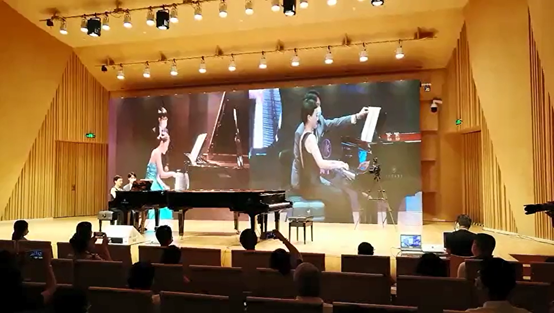 活动报道 | “科技助力，跨越时空”，小鹿纯子携手刘明康共享中日音乐盛宴