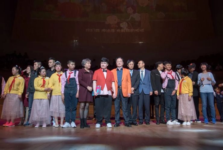 音乐双子星，点亮冬日激情！——利记sbobet未来艺术家刘明康爱心公益音乐沙龙